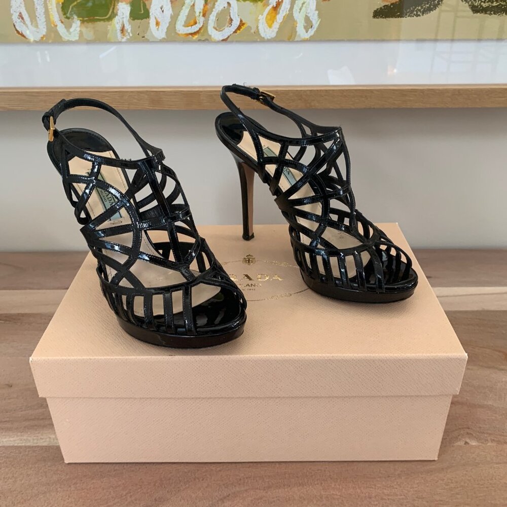 Prada Vernice Easy Nero  - Size  37 Strappy Heels